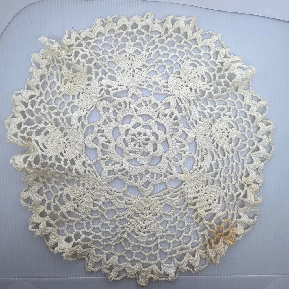 Vintage Hand Crocheted Round Floral Rose Lace Doily Cream 11.5 Inch‎ Shabby Chic
